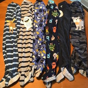 **Lot of 6** 18M Carter’s fleece footsie Jammies
